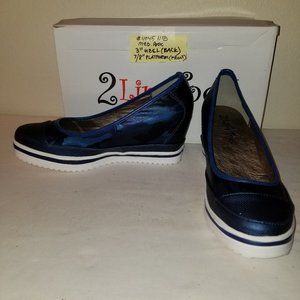 ❤#4045 NIB 2 Lips Too Blue Metallic Camo 3" 8 Wedge, $60